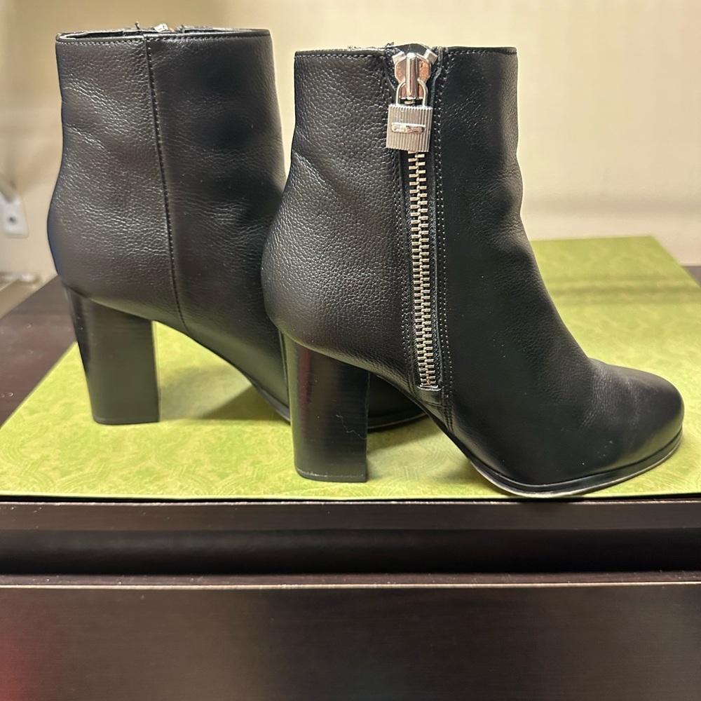 Michael Kors Black Boots Women’s 7